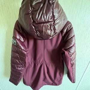 Calvin Klein polyester & nylon Incredibly soft inside light coat